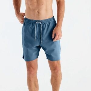 NWOT Free Fly Andros Men's shorts size small